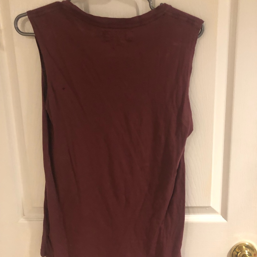 Muscle T - Picture 2 of 2